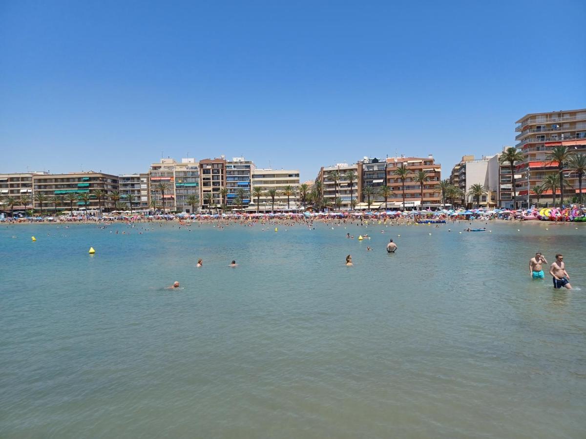 Piso Recien Reformado A Menos De 50M De La Playa Apartment Torrevieja Exterior photo